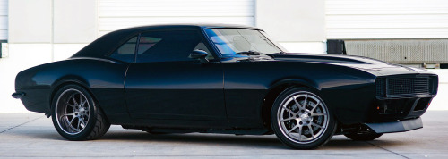 carsthatnevermadeitetc:Chevrolet Camaro Custom, 1968. A restomod first generation Camaro is for sale