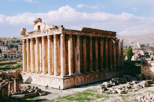 thoughtsforbeees:&lt;i&gt;the ruins at Ba`albek // Lebanon