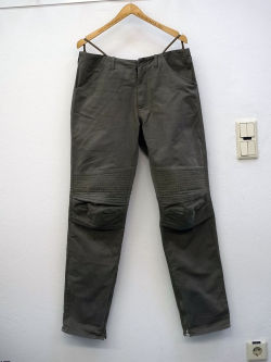 lacollectionneuse:  motorcross trousers (eu