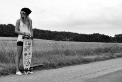 skate-girlz:  Skate Girl http://skate-girlz.tumblr.com/