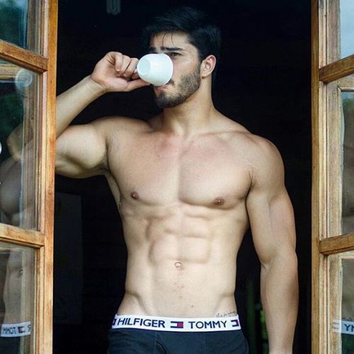 Hot morning lad!