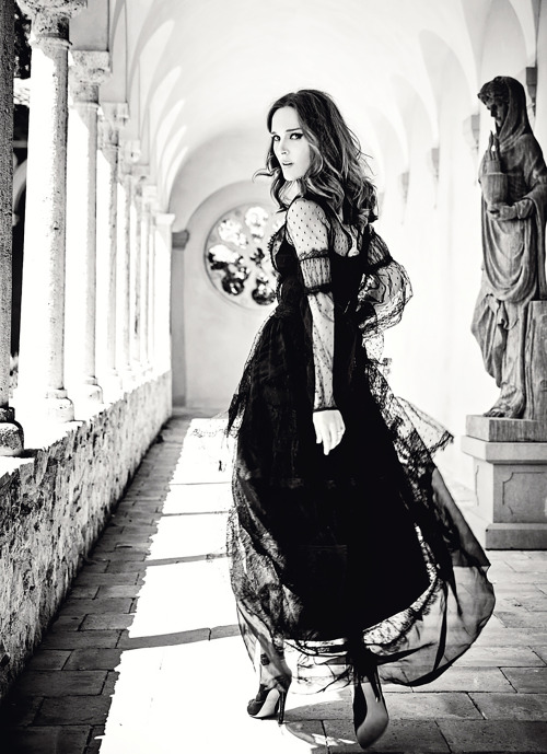 andreasanterini: Natalie Portman / Photogrpahed by Ellen von Unwerth / For Marie Claire UK September