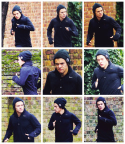 whynotstyless:  Harry today 11/11/13x 