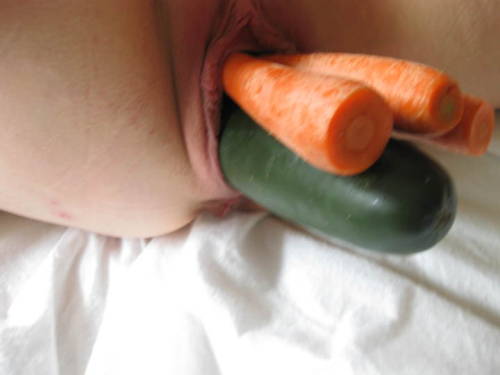 Sex fruit-and-vegetable:  cucumber, carrots and pictures