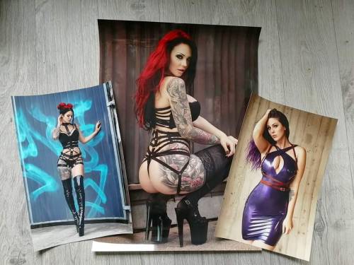 Important times to support artists!Here&rsquo;s 15% off on all prints up to A3-size. Use &ldquo;spri