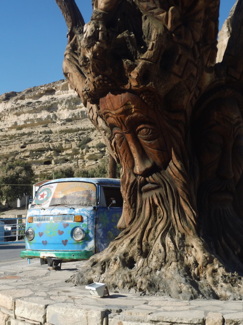 so-ulflower:freelovemovement:ॐHippies welcome ✌️Matala, Crete, Greece