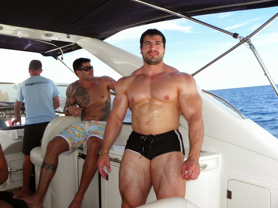 oofahpapa:  ♂♂ http://oofahpapa.tumblr.com/archive
