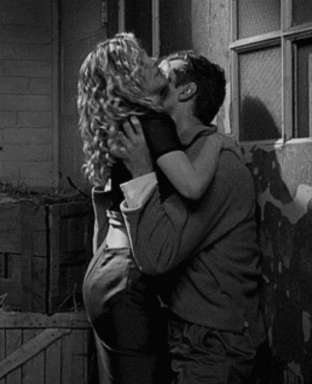 44be7ebe3c7bfef4134adf00381d14670a5d4e86.gifv