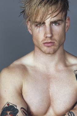 rapideyesmovement: Thomas Davenport By Mikey Whyte