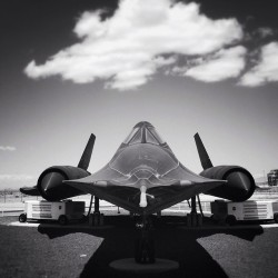 flyingphotog:  SR-71 Blackbird http://ift.tt/1i1vFaQ