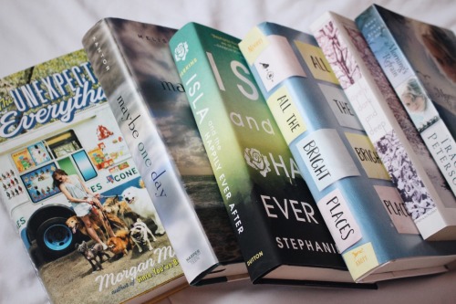 thefaithfulreader:My BookOutlet haul finally arrived today! What better way to end this semester tha