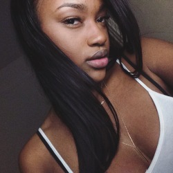 fuckyeahblackbeauties:  IG: @jujupa