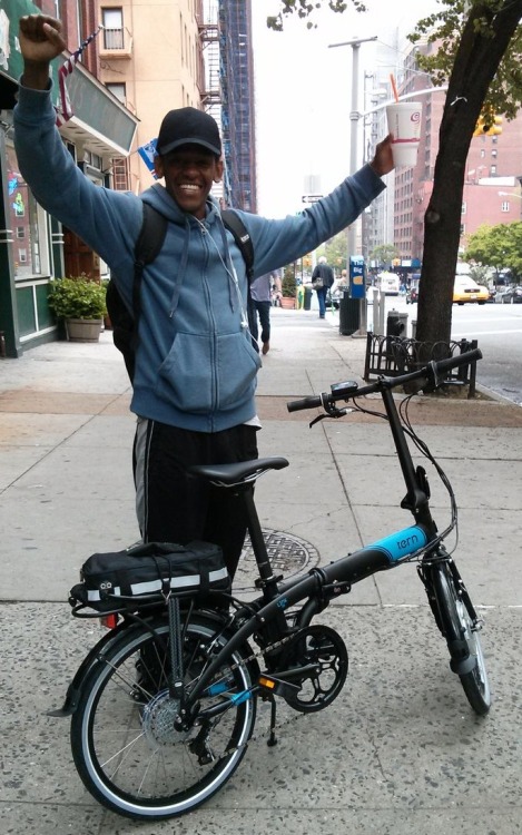 Brand new Tern Link D8 electric system. One sweet electric folding bike. 