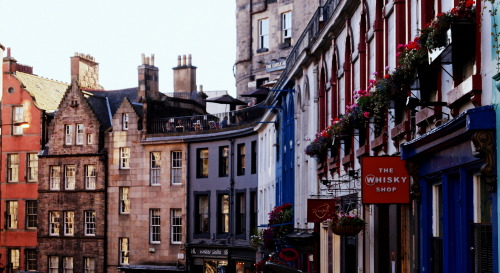The colourful and exciting streets of Edinburgh