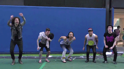 stumpous:  LMAO LOOK AT JOE’S FACE 