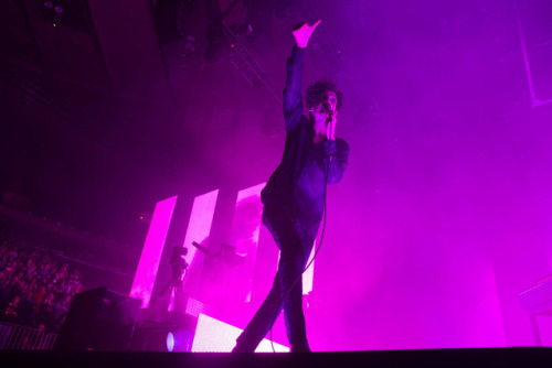 The 1975 perform to a sold-out crowd at Madison Square Garden on June 1, 2017. (Photo Credit: Taylor