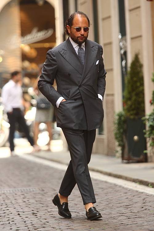 gentlementools - The perfect gray double breasted suit - Santo...