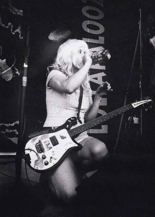 Porn photo Kat Bjelland - Babes In Toyland Nudes &