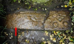 Builders reinforcing an old wall near a ruined church in Temple, Midlothian, uncovered a stone carved with strange symbols in 2009. The carvings look vaguely Viking, vaguely Celtic and are vaguely dated to the 10th, 12th, 13th or 14th century. Nobody