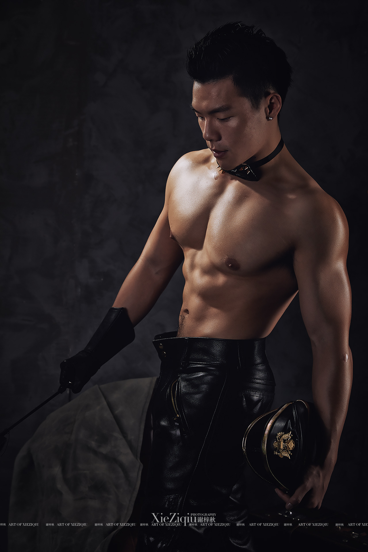 xieziqiu:#hot #谢梓秋 #hunk #men #body #muscle #xieziqiu #guy #nude #cuteboy #coatboy