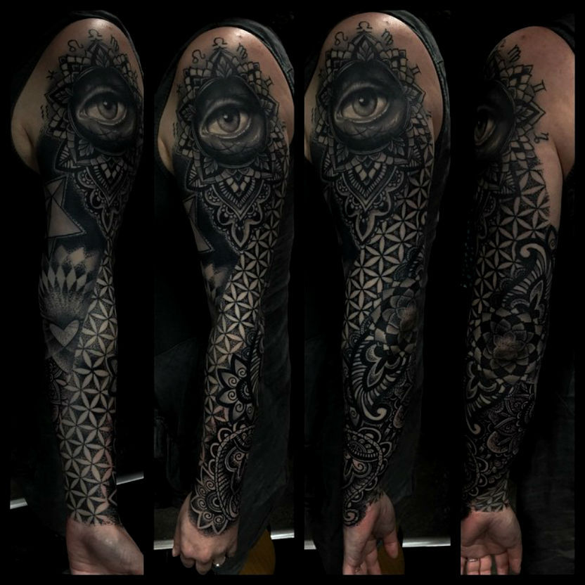 thievinggenius:  Tattoo done by JJ Jackson. http://instagram.com/tattoosbyjj