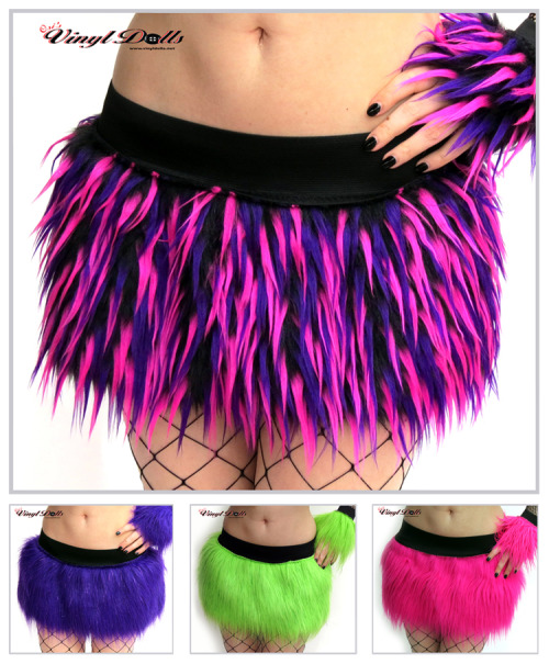 vinyl-dolls:  Our very own colorful furry skirts ~ available in solid fur, sparkle fur and monster fur ♥ Check them out here »> http://www.vinyldolls.net/skirts.html 
