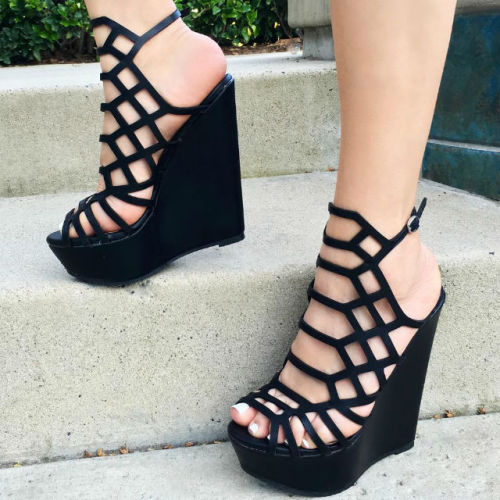 myshoebazar:  😍 Slingback Platform Wedges