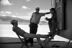 loverofbeauty: Eve Arnold: Meeting in Nevada