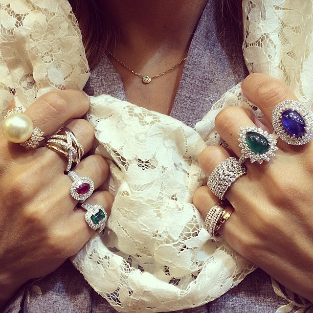 hala-alharithy:  Gonna run away with this bling from @lenovre 😍💎💎💎💍💘