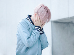 sehv-n:  Jongins pastel hair is sort of my life rn