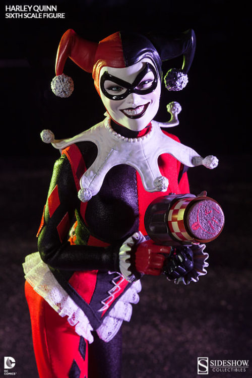 Porn Pics toysters: Sideshow: Harley Quinn Sixth Scale