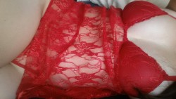 littleredhottie69:  My slip has arrived ;)