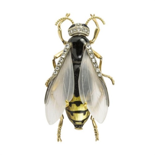 The diverse wasp …symbol of progress & productivityEnamel, diamond and rock crystal bro