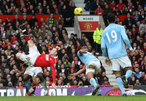 I saw my mate the other day, He said to me he saw the white Pele, So I asked, who is he?&n
