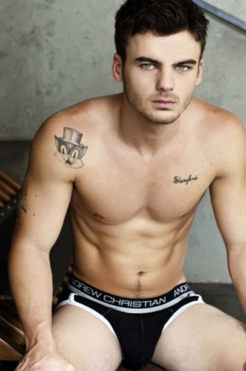 andrewchristian:  Andrew Christian Model Ryan Moore http://www.andrewchristianshop.com/