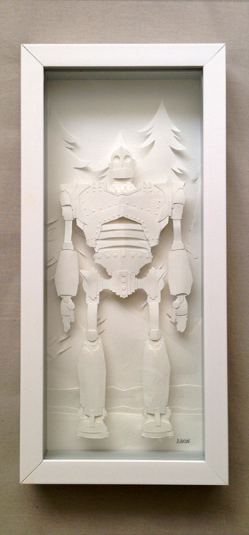 aronjshay: aronjshay: The Iron Giant; Papercraft by Aron J. Shay | Tumblr | Facebook | Portfolio | I