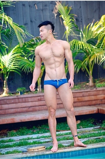 orientalust:  The pool boy is definitely looking good 