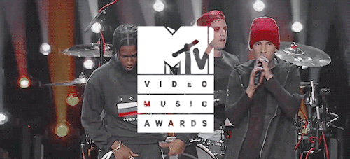 tylerandthejosephs:MTV VMA’s 2015 