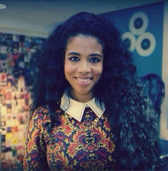knownann:  K-QUEEN. Besides Lil Kim, Kelis is a trendsetter worth noting. I didn’t