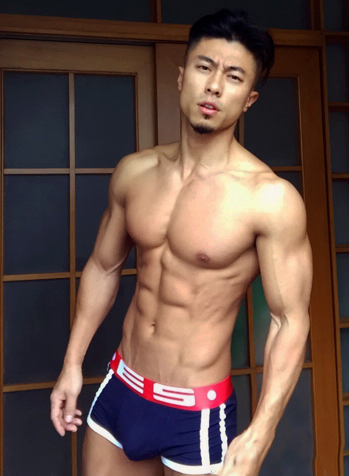 Asian Male Bodies - No Tats Please!