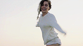 candyfornia:Miley Cyrus: Malibu