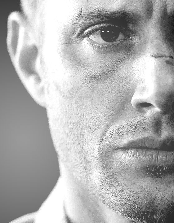peculiar-angel: b&amp;w cap 89/? 