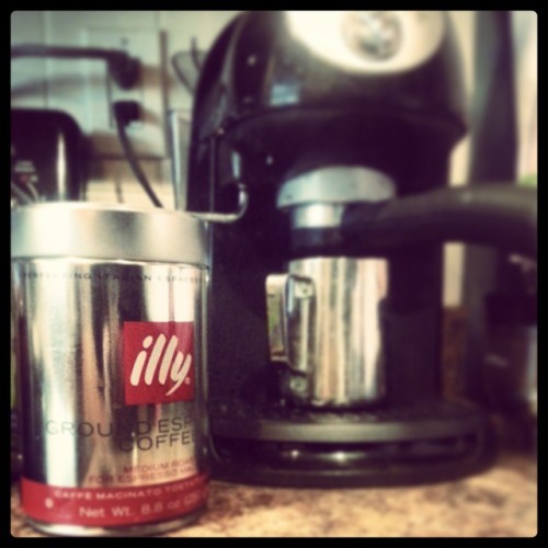 C'mon @illy_coffee we can do this together. #espresso #americano #coffeegamestrong #coffee #bestpart