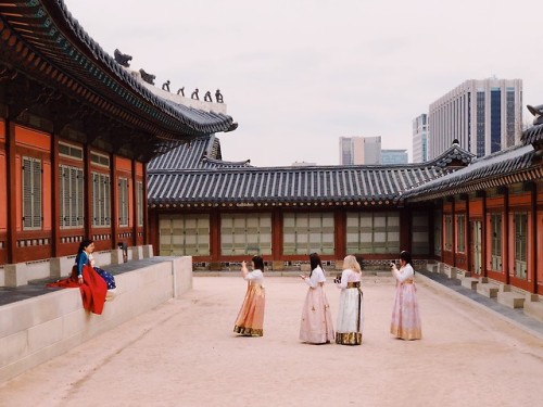 rjkoehler: At Gyeongbokgung Palace…