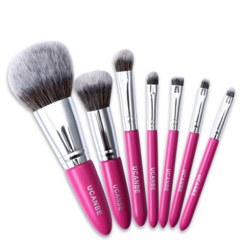 love-chicnew-fashion:Various Makeup BrushesNO.1     ✿✿     NO.2     ✿✿    NO.3NO.4     ✿✿     NO.5  