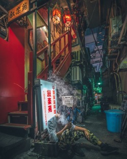 mymodernmet: Stunning Color Street Photography Captures the Spirit of Modern Tokyo