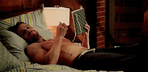 Eternal Roleplay — Stephen Amell Gif Hunt