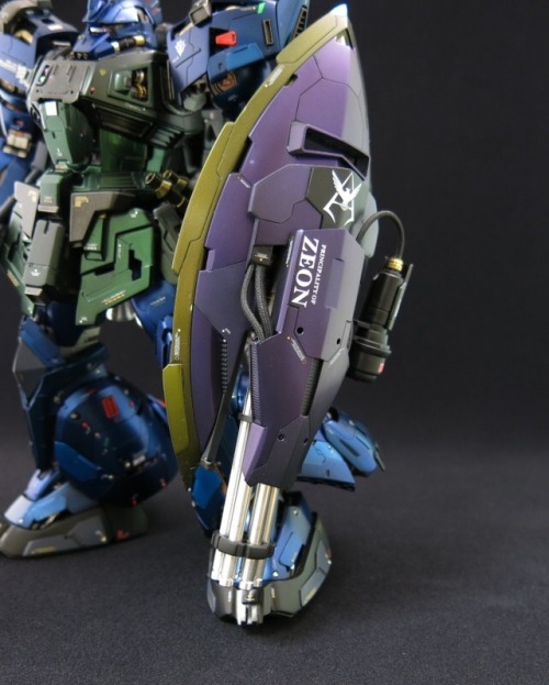 gunjap:  HIDE-K’s MG 1/100 Gelgoog Photoreview [WIP too] No.26 Imageshttp://www.gunjap.net/site/?p=178989