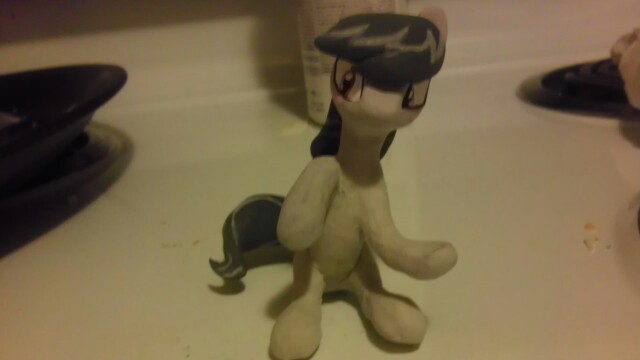 ruby-sunrise:  Crummy pictures of the music ponies~ Taking these was really rushed