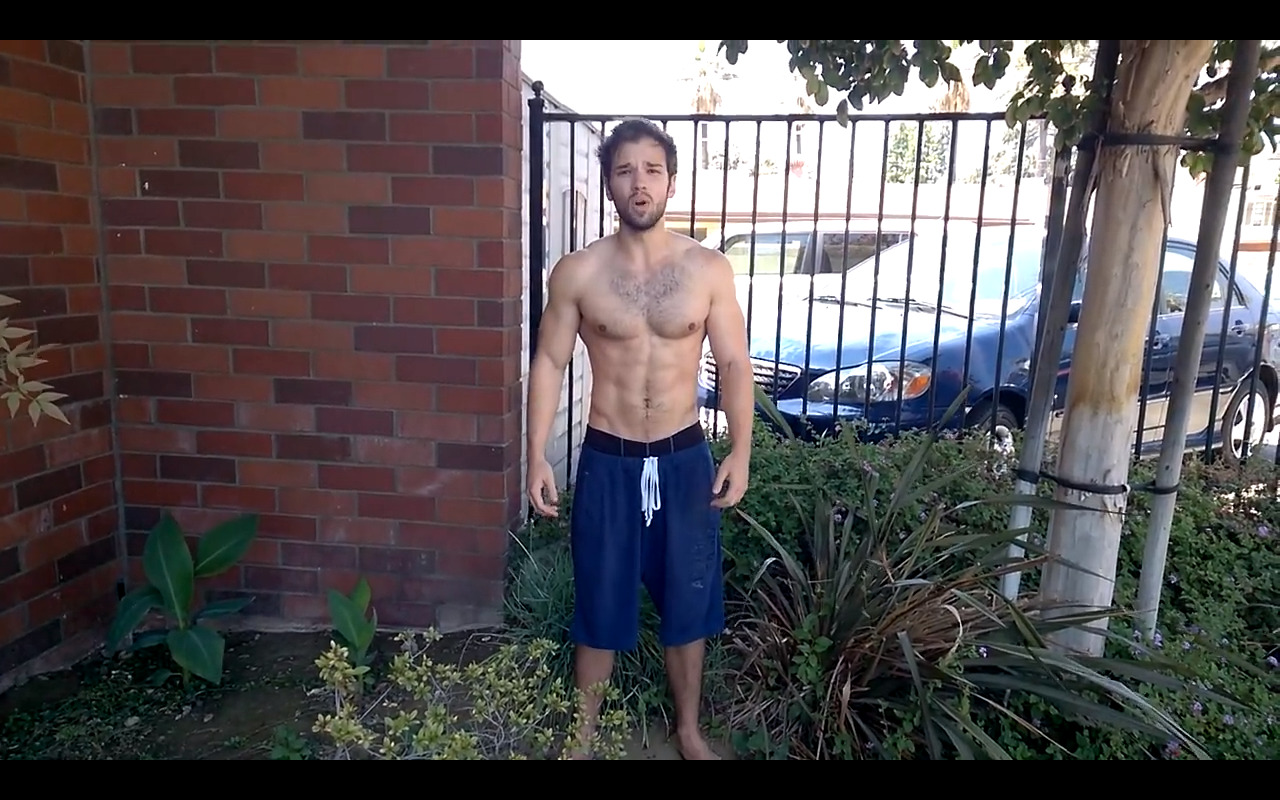   Nathan Kress (Freddie from iCarly) ALS Ice Bucket Challenge ►  